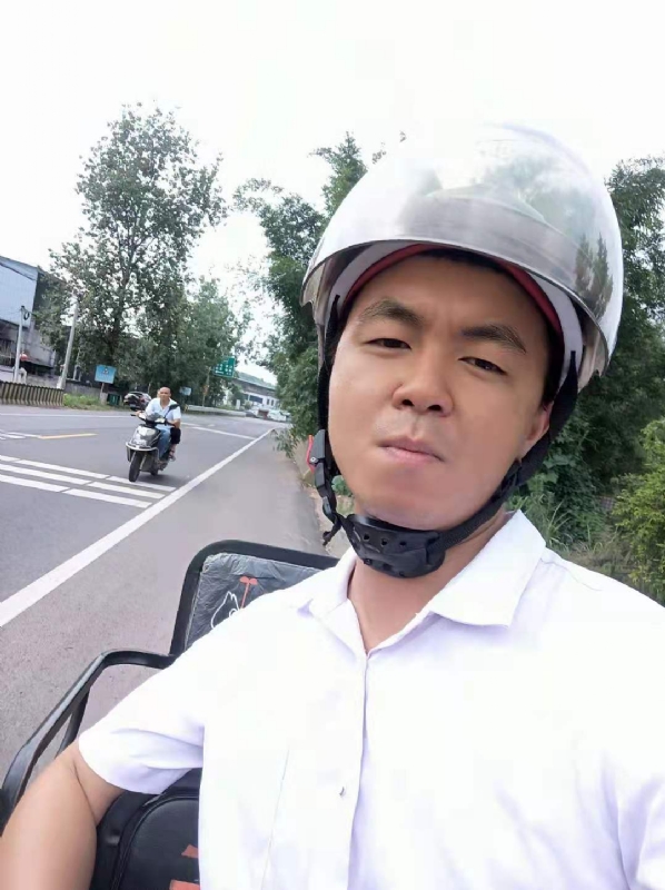紧张死了的第一张照片--四川残疾人相亲网