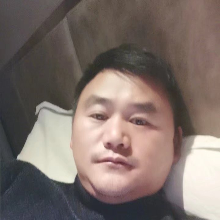 奔跑的第二张照片--四川残疾人相亲网
